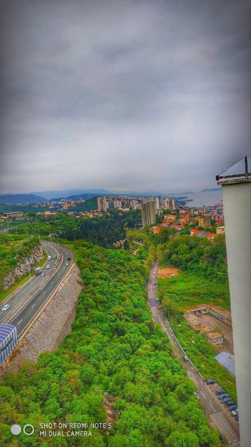 Under The Sky Apartment Rijeka Ngoại thất bức ảnh