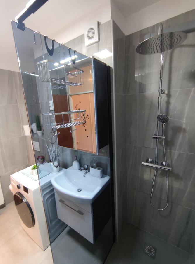 Under The Sky Apartment Rijeka Ngoại thất bức ảnh